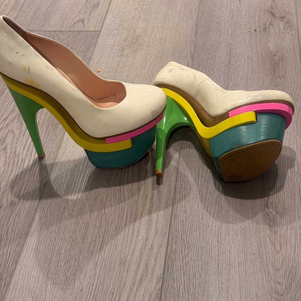 Vintage 2010 Versace shoes